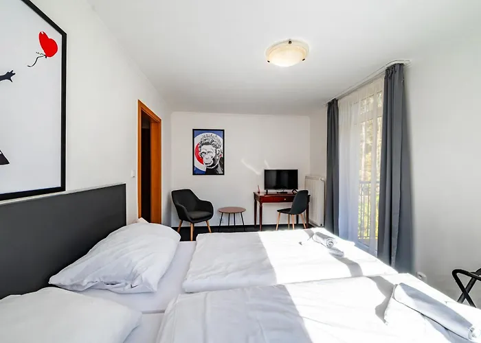 B&B Villa Hotel 4*