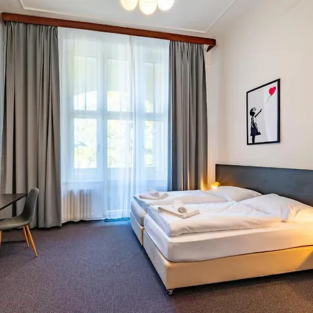 B&B Villa Hotel 住宿加早餐酒店 3*