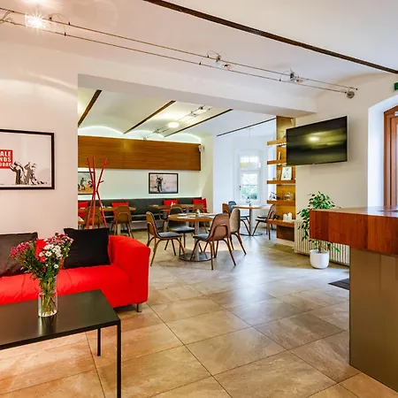 Bed & Breakfast B&B Villa Hotel 4*