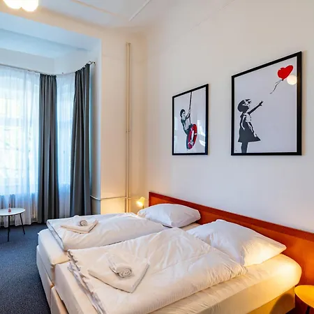 B&B Villa Hotel Oda ve Kahvaltı 4*