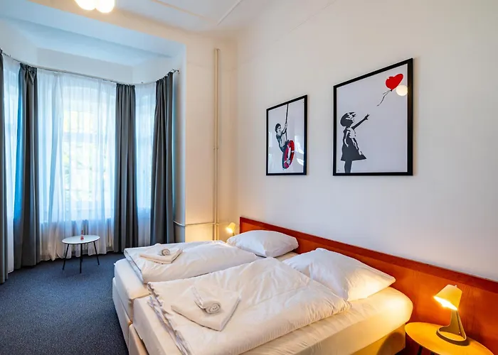 B&B Villa Hotel Bed & Breakfast 4*